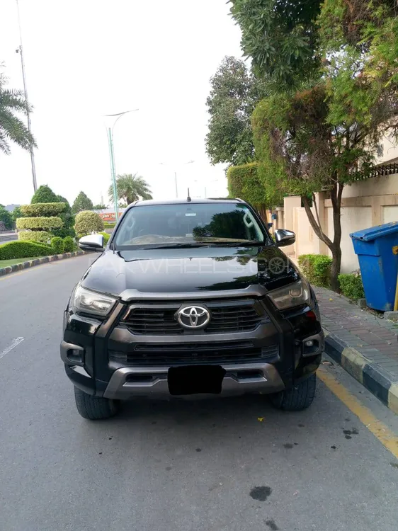 Toyota Hilux 2018 for Sale in Islamabad Image-1