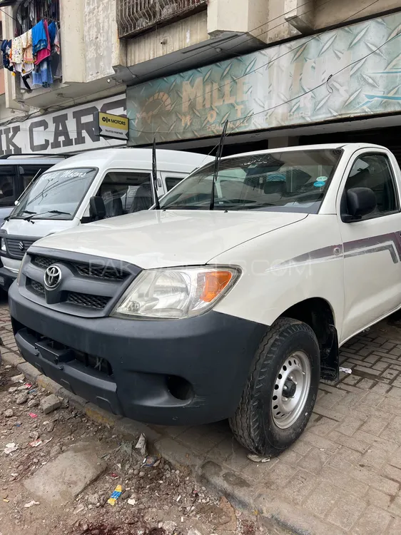 Toyota Hilux 2008 for Sale in Karachi Image-1