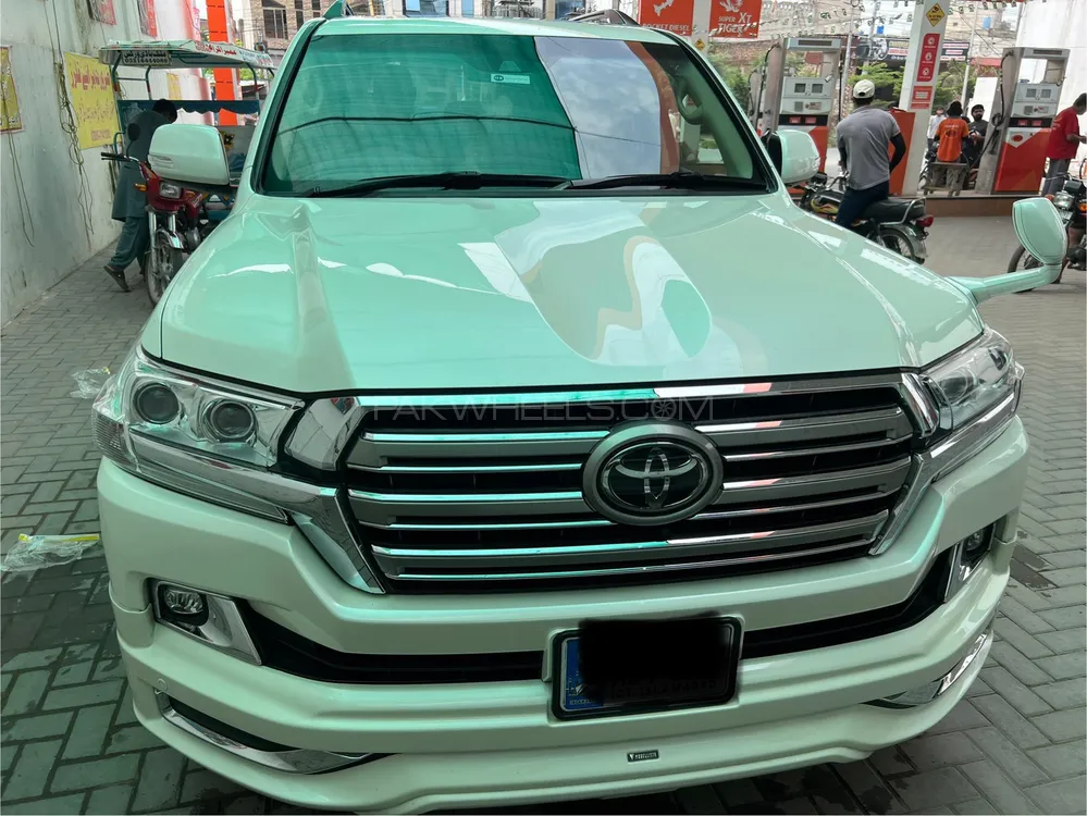 Toyota Land Cruiser 2017 for Sale in Sialkot Image-1