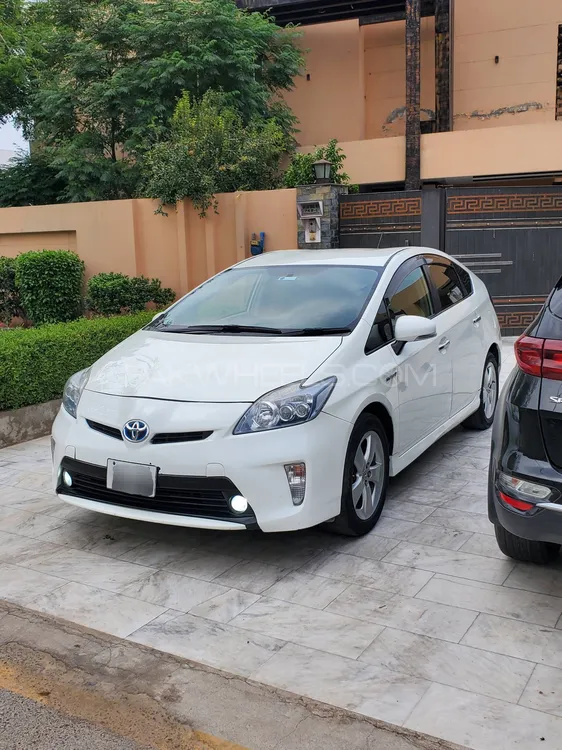 Toyota Prius 2010 for Sale in Faisalabad Image-1
