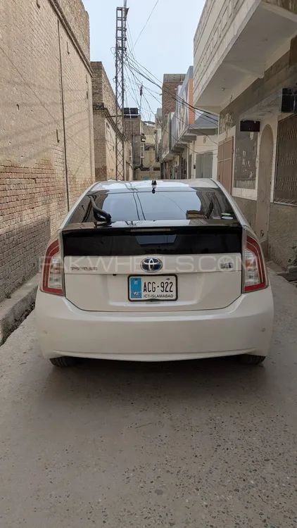 ٹویوٹا پریوس 2013 for Sale in بنوں Image-1