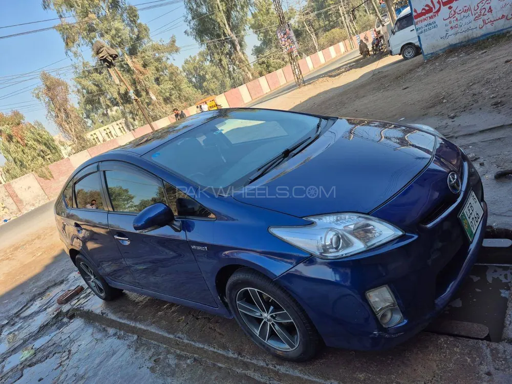 ٹویوٹا پریوس 2011 for Sale in سرگودھا Image-1
