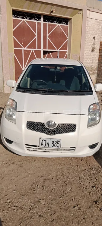 Toyota Vitz 2005 for Sale in Islamabad Image-1