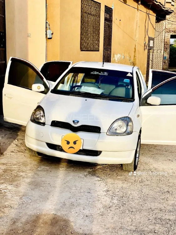 Toyota Vitz 2002 for Sale in Peshawar Image-1
