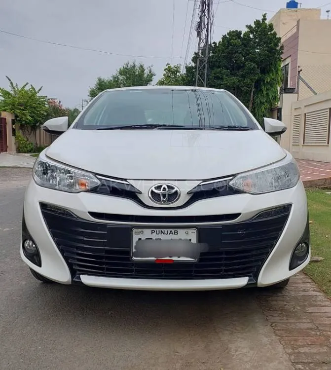 Toyota Yaris Sedan 2021 for Sale in Lahore Image-1