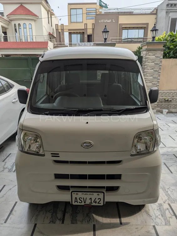Daihatsu Hijet 2014 for Sale in Lahore Image-1