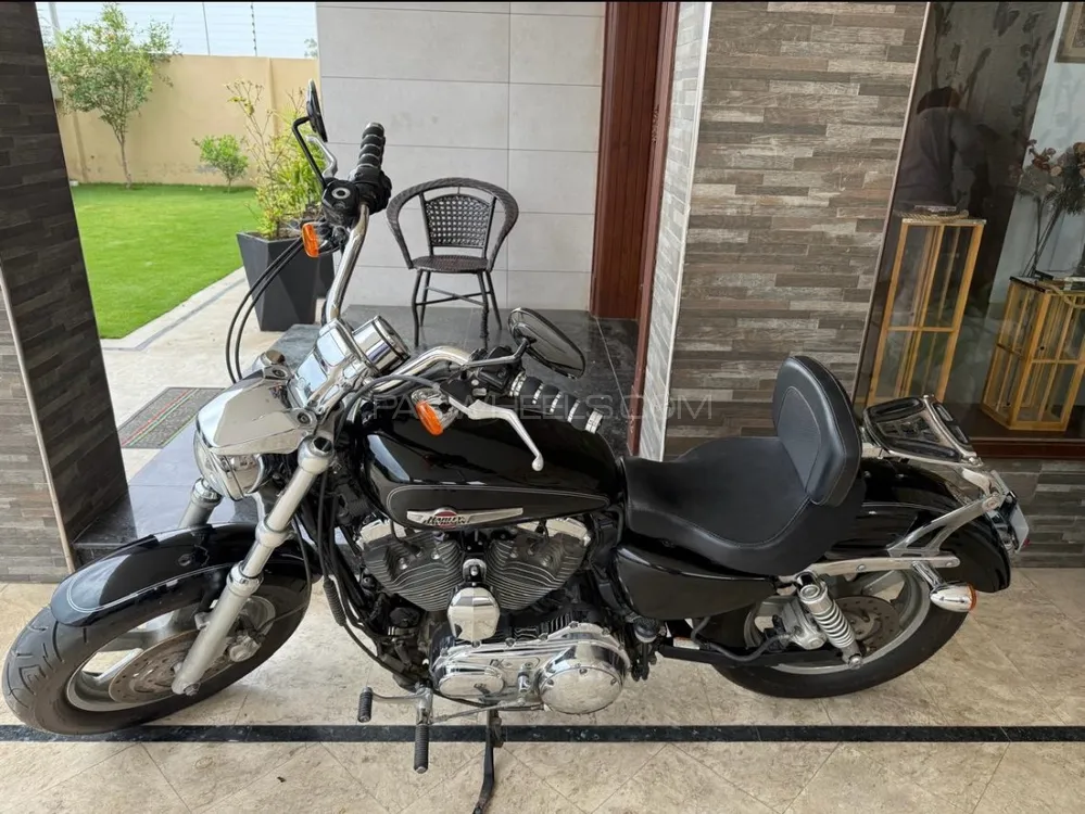 Harley Davidson 1200 Custom 2013 for Sale Image-1