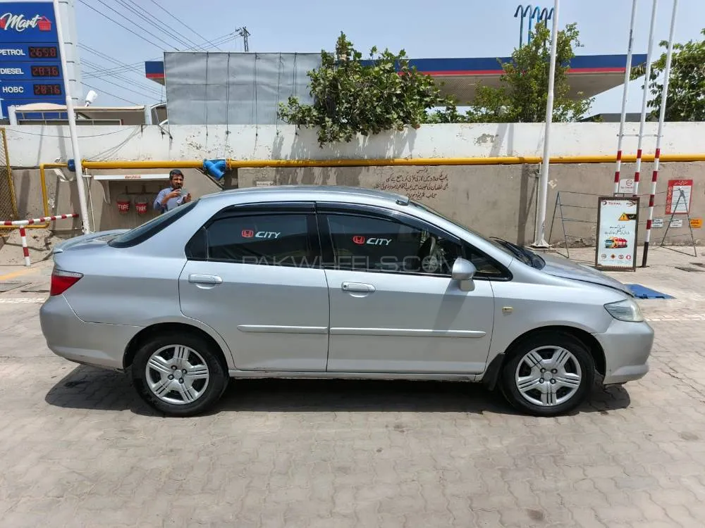 Honda City 2006 for Sale in Multan Image-1