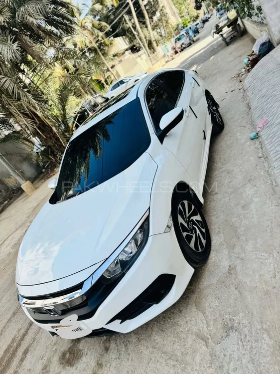 Honda Civic 2017 for Sale in Karachi Image-1