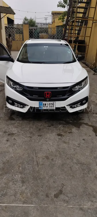 Honda Civic 2017 for Sale in Peshawar Image-1