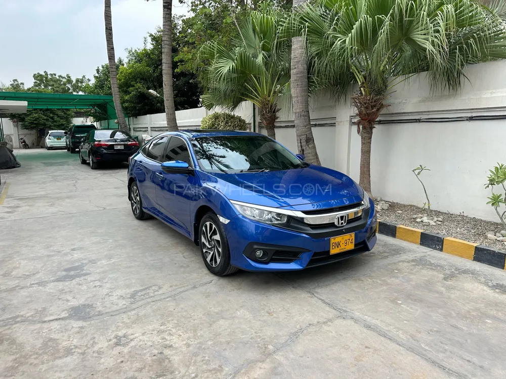 Honda Civic 2018 for Sale in Karachi Image-1