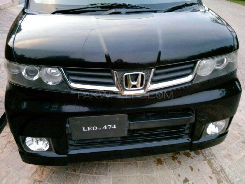 Honda Zest 2014 for Sale in Lahore Image-1