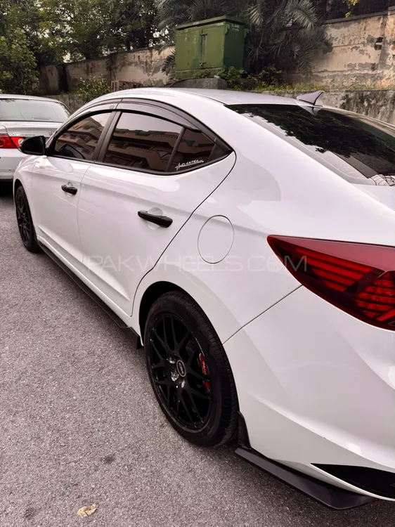 Hyundai Elantra 2021 for Sale in Lahore Image-1