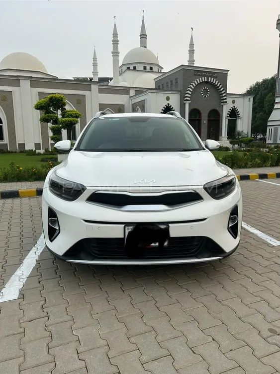 KIA Stonic 2024 for Sale in Sialkot Image-1