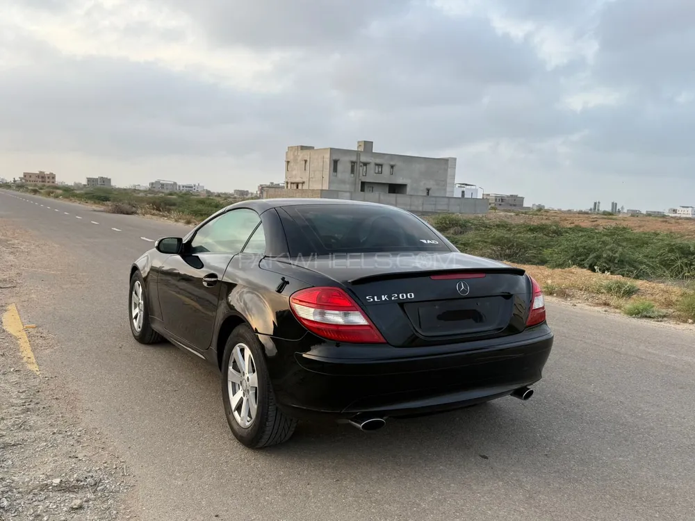 Mercedes Benz SLK Class 2004 for Sale in Karachi Mercedes Benz SLK Class 2004 for Sale in Karachi Image-8