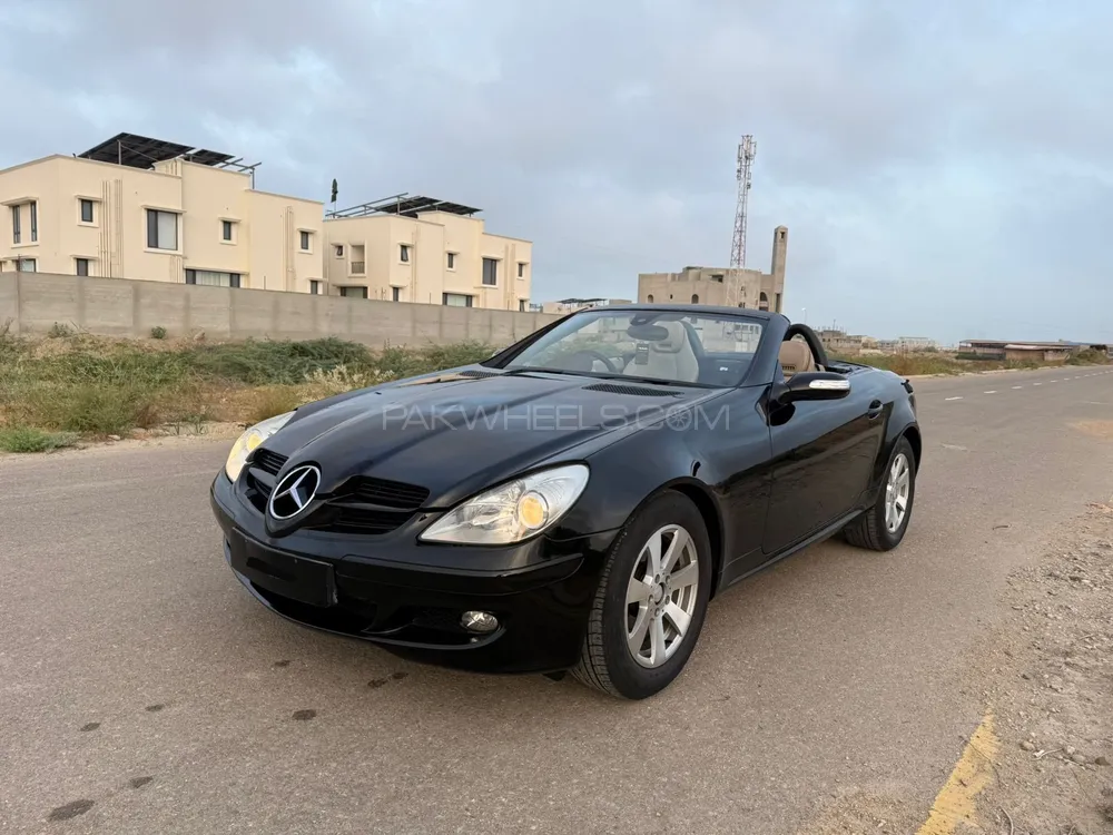 Mercedes Benz SLK Class 2004 for Sale in Karachi Mercedes Benz SLK Class 2004 for Sale in Karachi Image-2