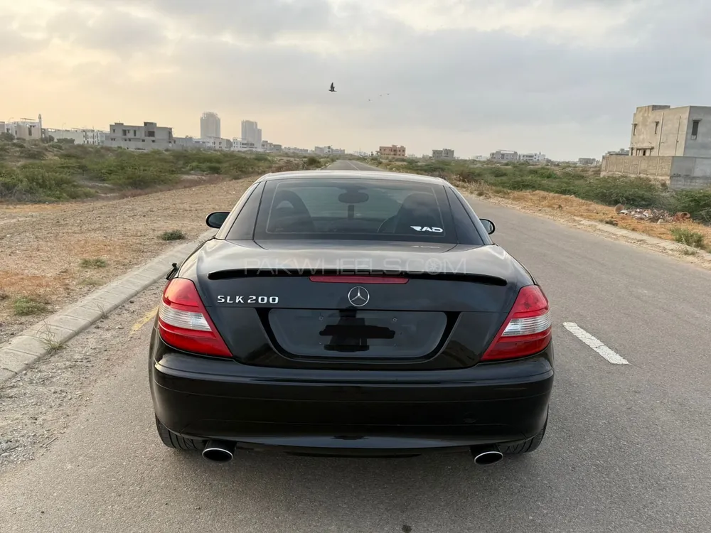 Mercedes Benz SLK Class 2004 for Sale in Karachi Mercedes Benz SLK Class 2004 for Sale in Karachi Image-9