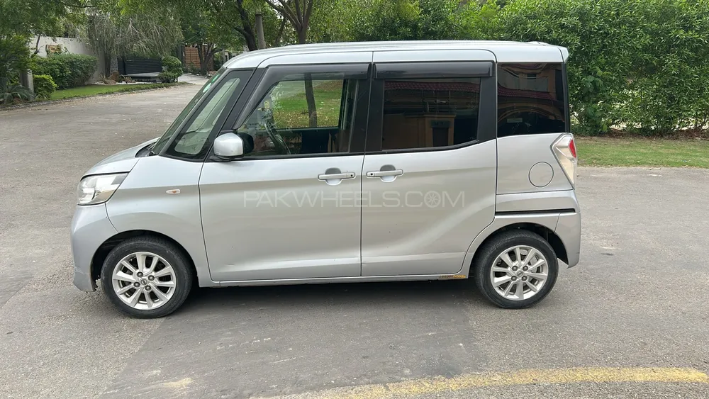 Nissan Dayz Roox 2016 for Sale in Lahore Nissan Dayz Roox 2016 for Sale in Lahore Image-2