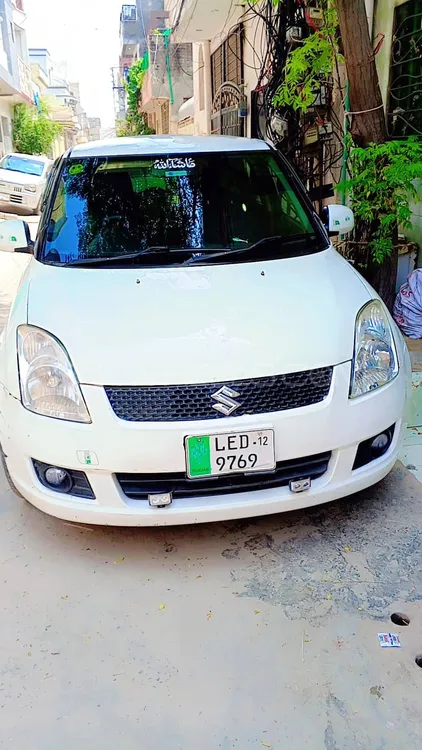 Suzuki Swift 2012 for Sale in Lahore Image-1