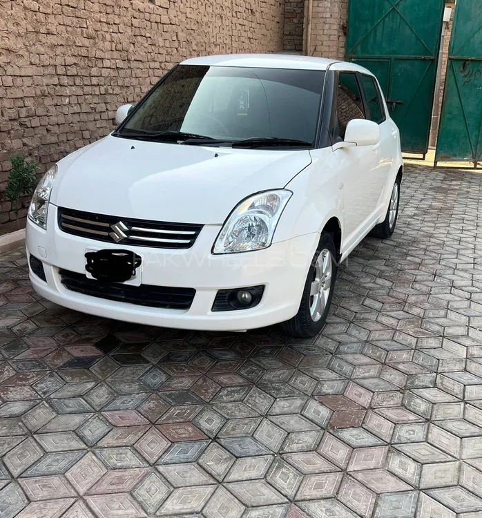 Suzuki Swift 2016 for Sale in Peshawar Image-1
