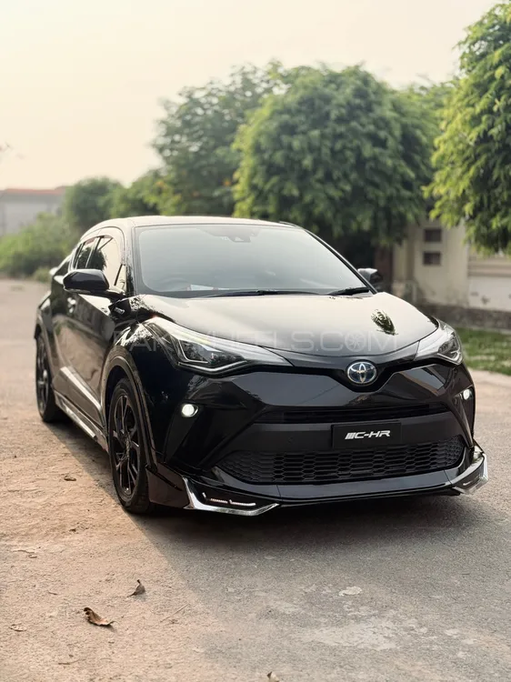 Toyota C-HR 2019 for Sale in Gujranwala Image-1