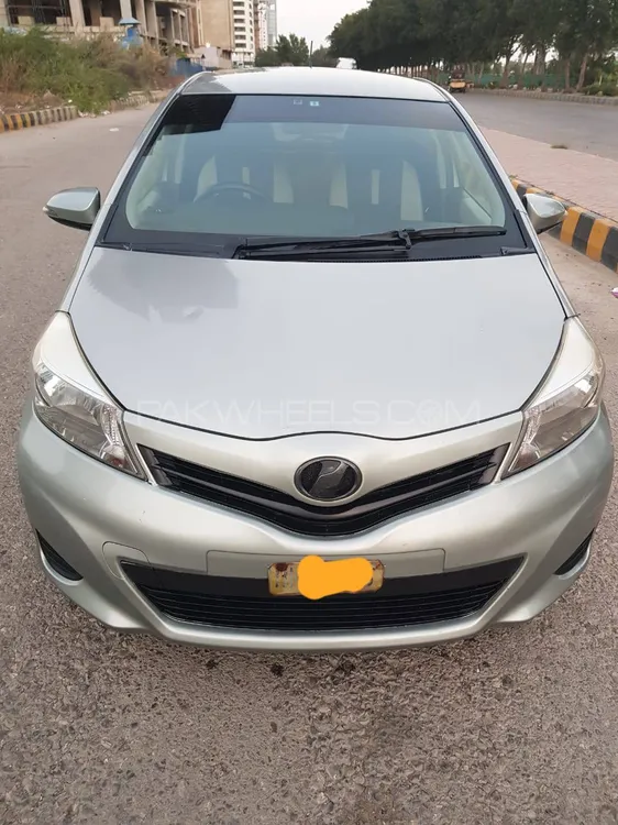 Toyota Corolla 2014 for Sale in Karachi Image-1