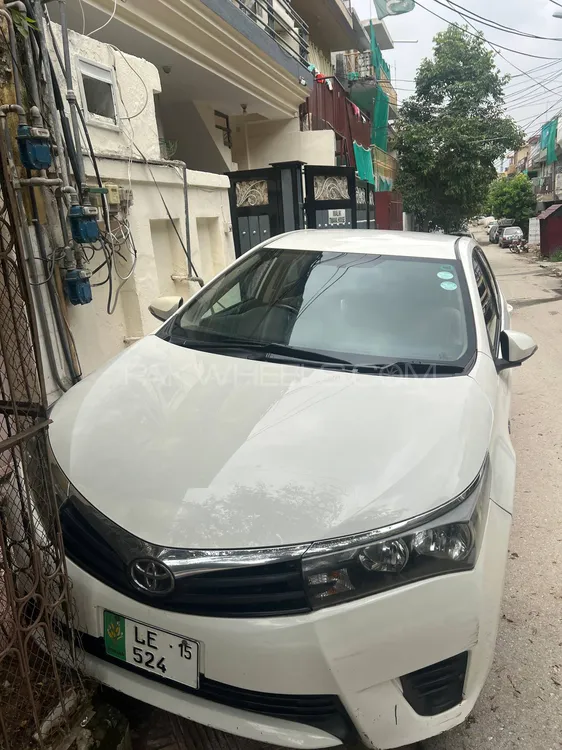 Toyota Corolla 2015 for Sale in Islamabad Image-1