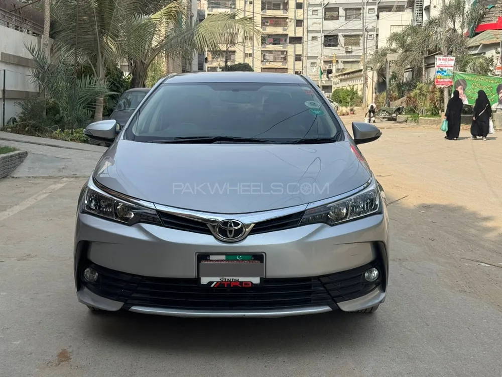 Toyota Corolla 2018 for Sale in Karachi Image-1