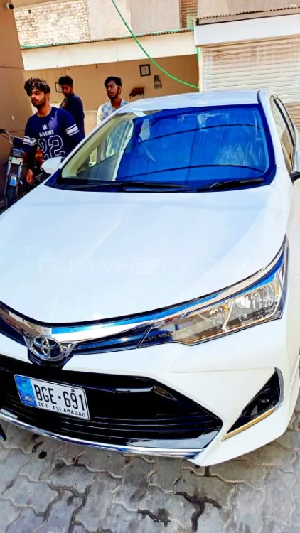Toyota Corolla 2025 for Sale in Peshawar Image-1