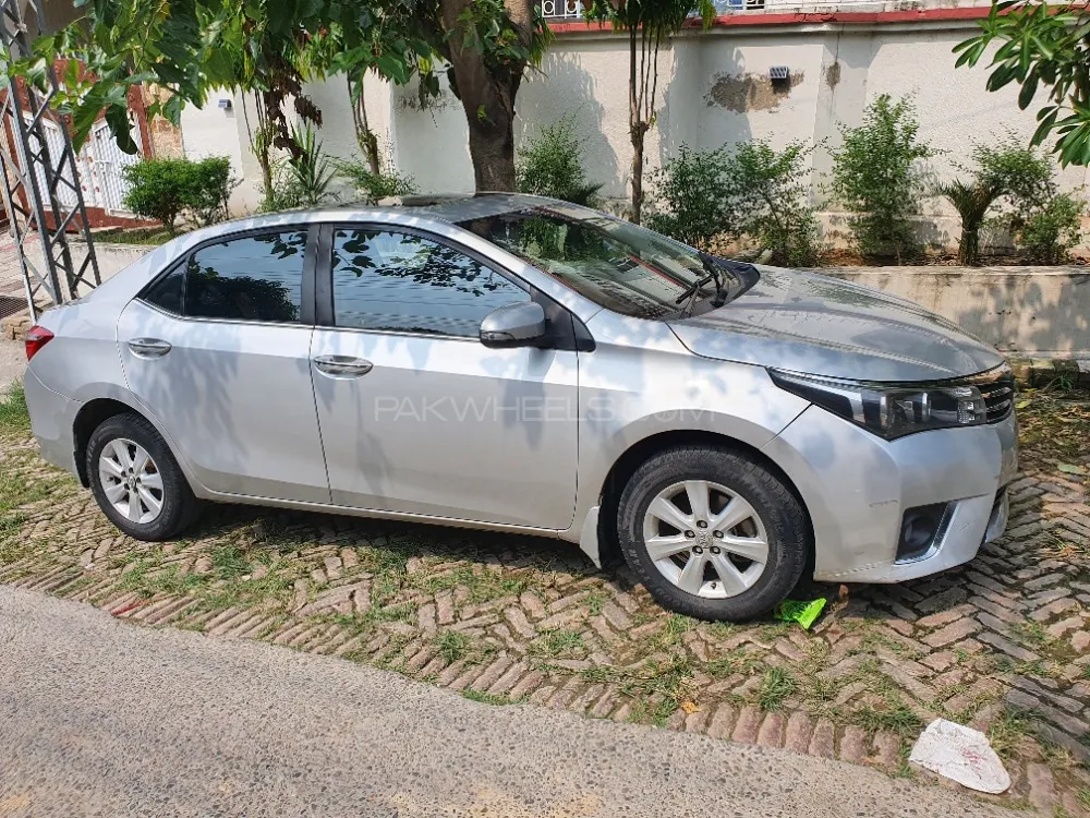 Toyota Corolla 2017 for Sale in Mirpur A.K. Image-1
