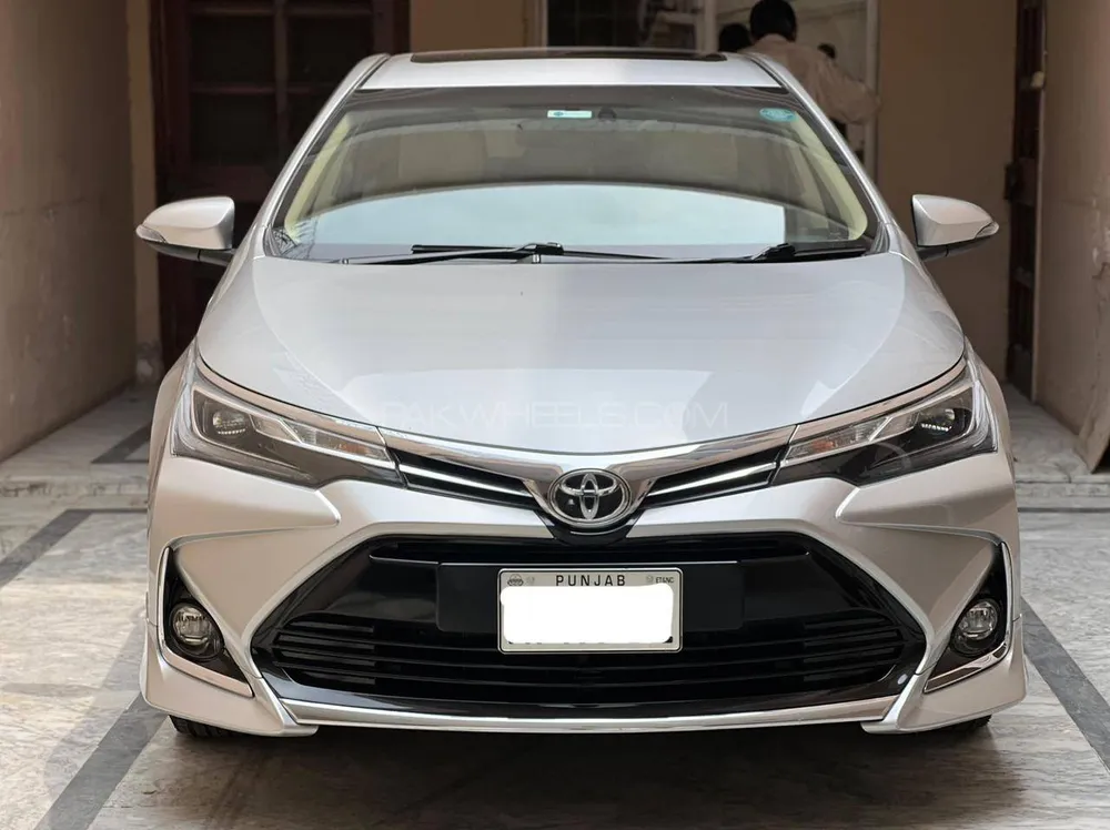 Toyota Corolla 2021 for Sale in Lahore Image-1