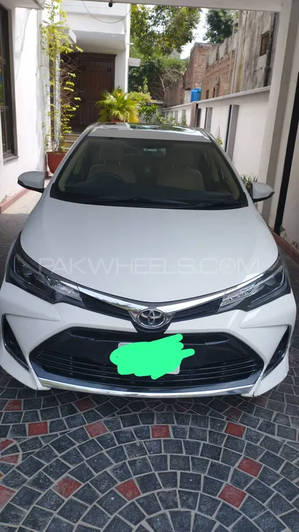 Toyota Corolla 2022 for Sale in Lahore Image-1
