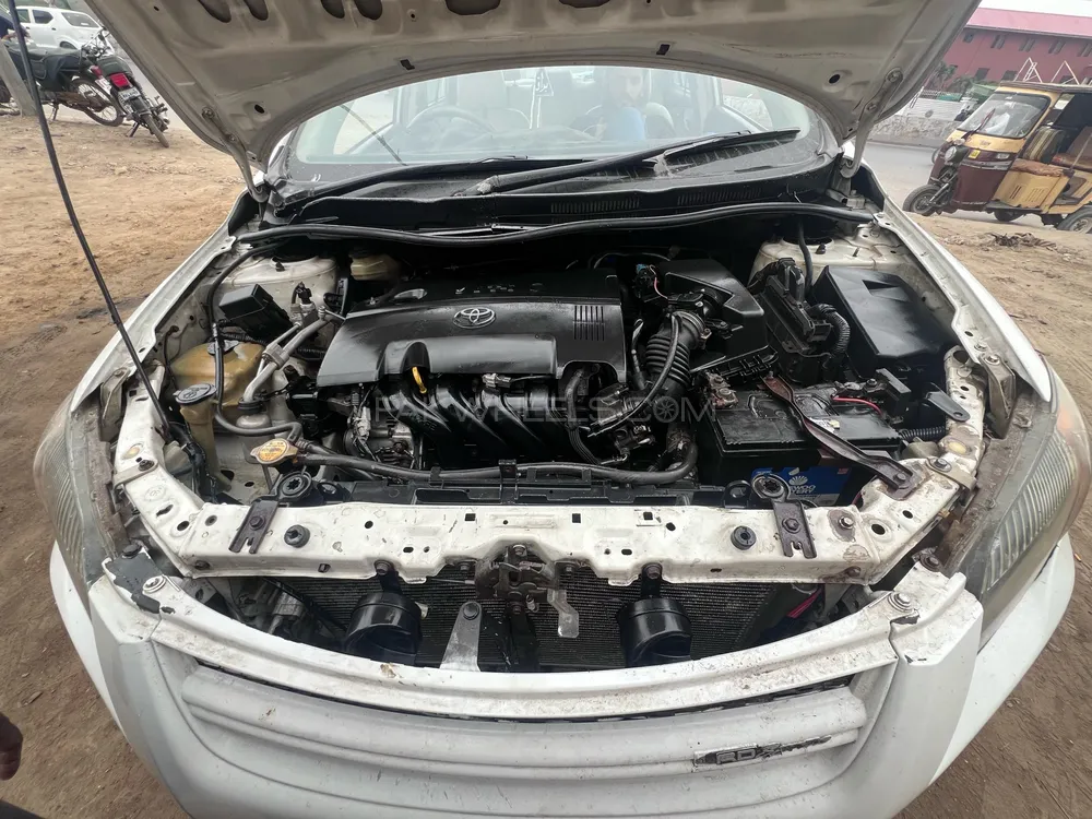 Toyota Corolla Axio 2007 for Sale in Karachi Image-1
