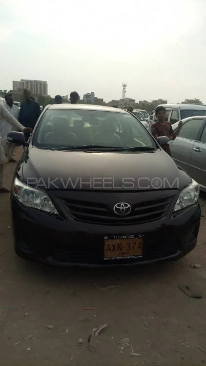 Toyota Corolla 2012 for Sale in Karachi Image-1