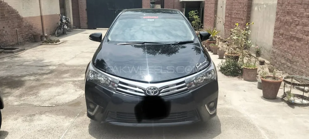 Toyota Corolla 2016 for Sale in Sahiwal Image-1