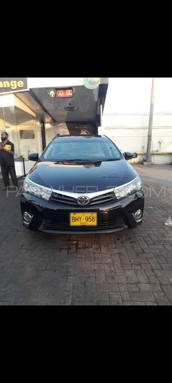 Toyota Corolla 2017 for Sale in Karachi Image-1
