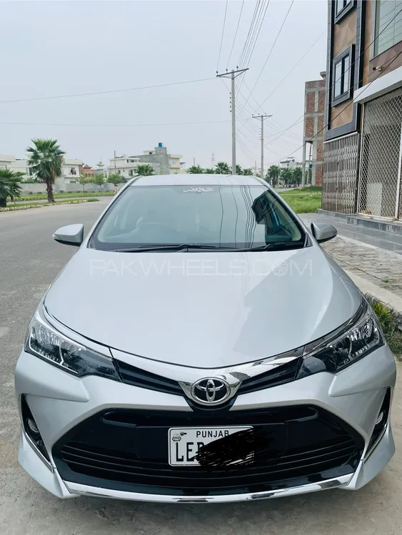 Toyota Corolla 2017 for Sale in Lahore Image-1