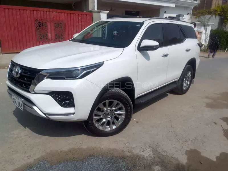 Toyota Fortuner 2022 for Sale in Bahawalnagar Image-1