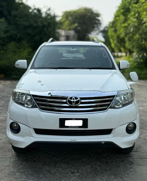 Toyota Fortuner 2015 for Sale in Islamabad Image-1