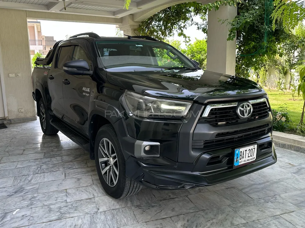 Toyota Hilux 2018 for Sale in Islamabad Image-1
