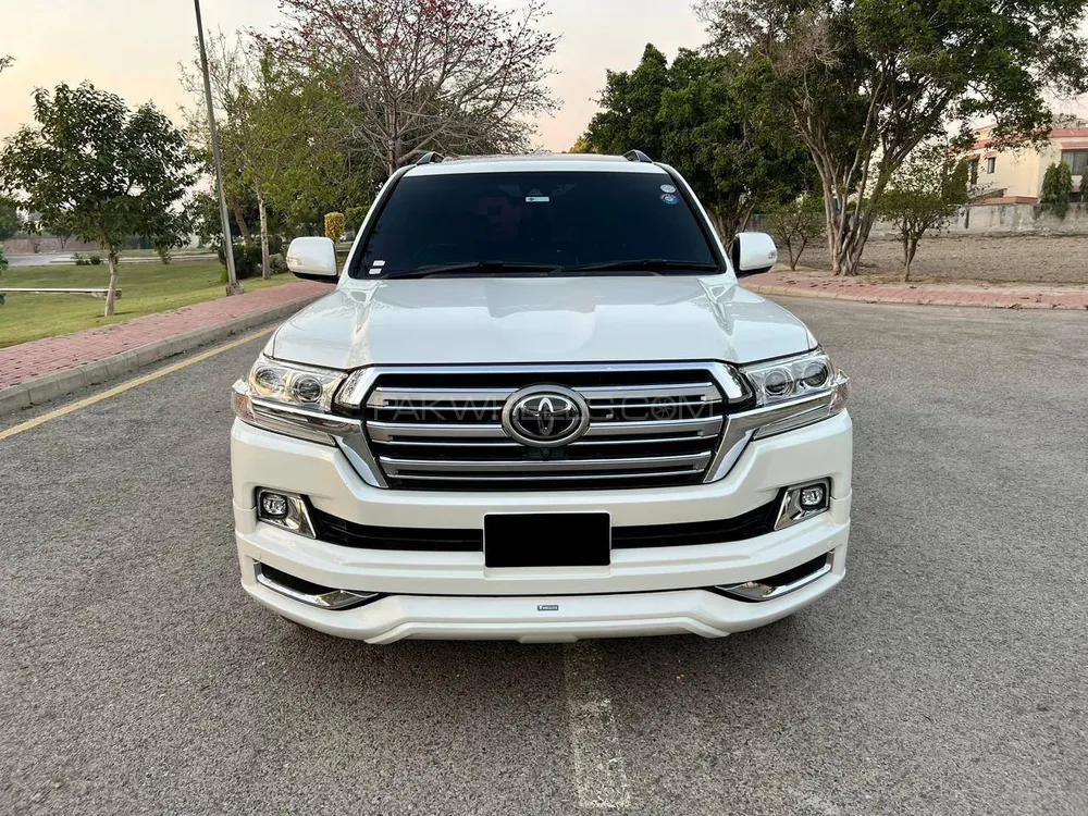 Toyota Land Cruiser 2017 for Sale in Lahore Image-1