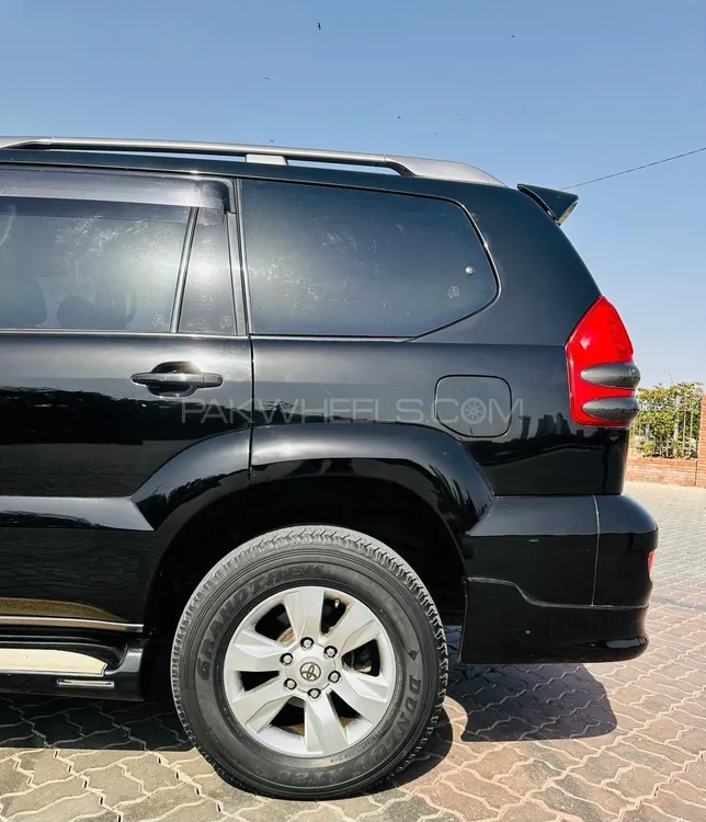 Toyota Prado 2006 for Sale in Karachi Toyota Prado 2006 for Sale in Karachi Image-9