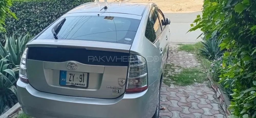 Toyota Prius 2014 for Sale in Multan Image-1