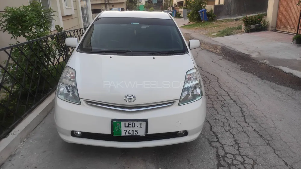 Toyota Prius 2007 for Sale in Peshawar Image-1