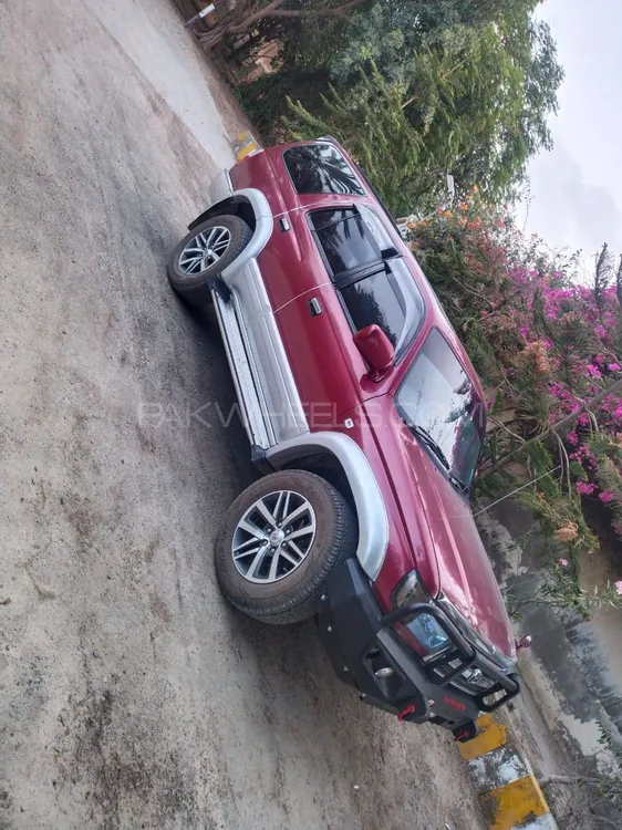 Toyota Surf 1996 for Sale in Quetta Image-1