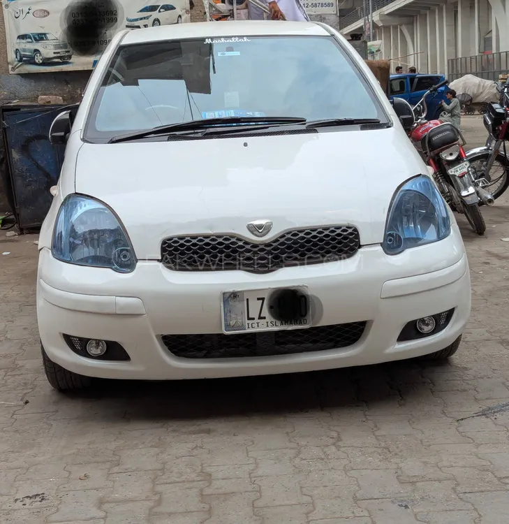 ٹویوٹا ویٹز 2004 for Sale in پشاور Image-1