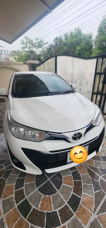 Toyota Yaris Sedan 2021 for Sale in Lahore Image-1