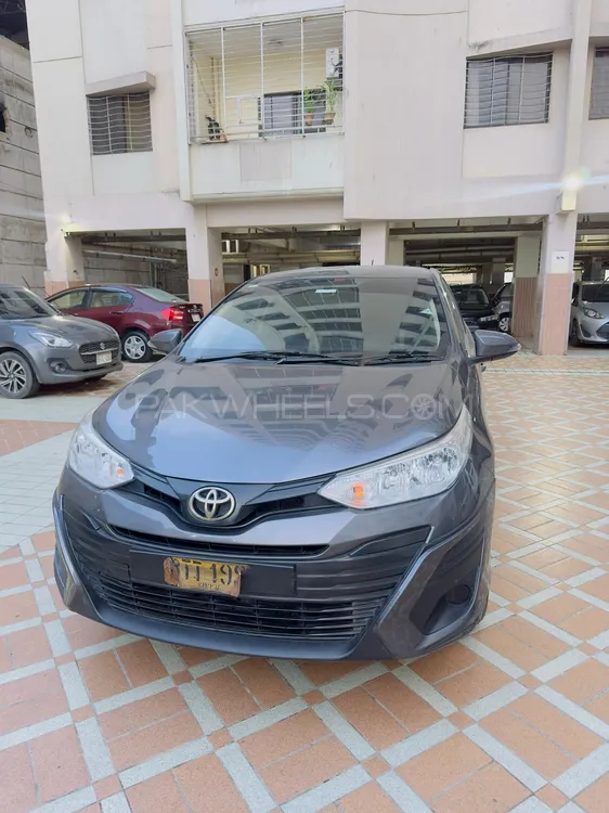Toyota Yaris Sedan 2021 for Sale in Karachi Image-1