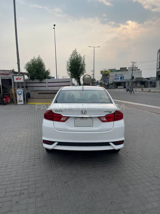 Honda City 2022 for Sale in Lahore Image-1