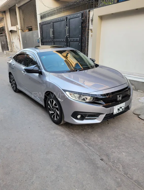 Honda Civic 2016 for Sale in Faisalabad Image-1